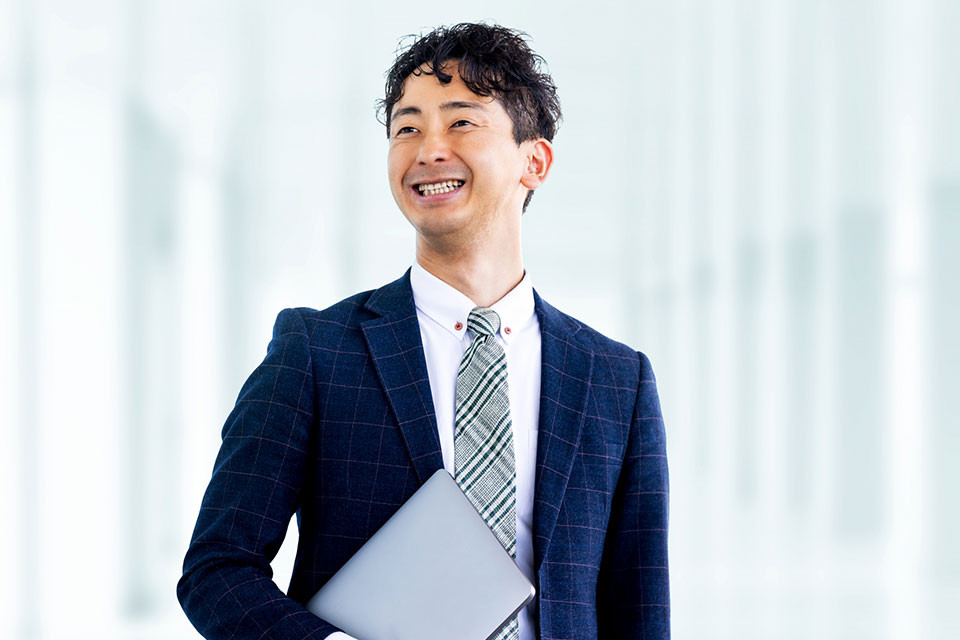 サンフロンティア株式会社の最新求人　【「利他」の精神を軸に、不動産再生・ホテル運営・グローバル展開】